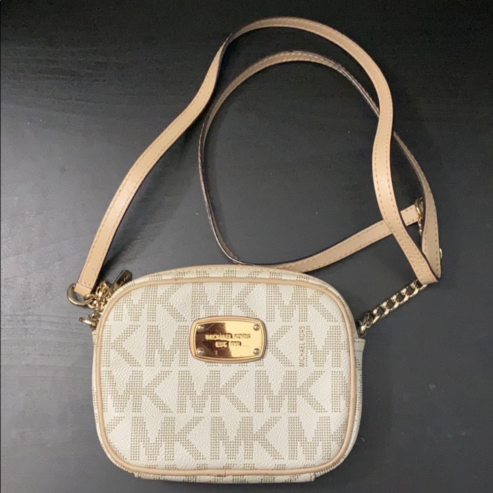Michael Kors Crossbody Bag